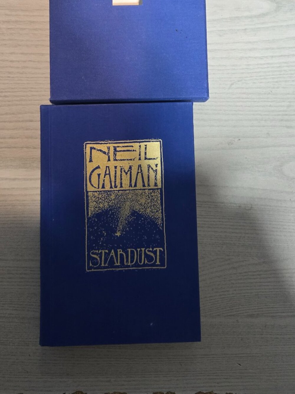 Neil Gaiman STARDUST Signed Limited Edition Hardcover #1855/2000 with Slipcase